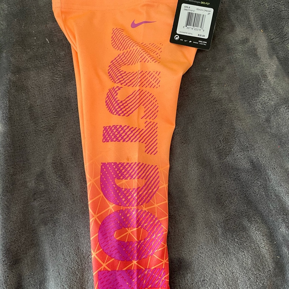 2t Nike leggings